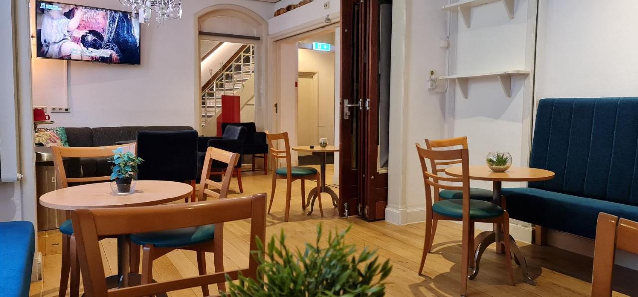 Euphemia Budget Old Canal Zone Hostal *
