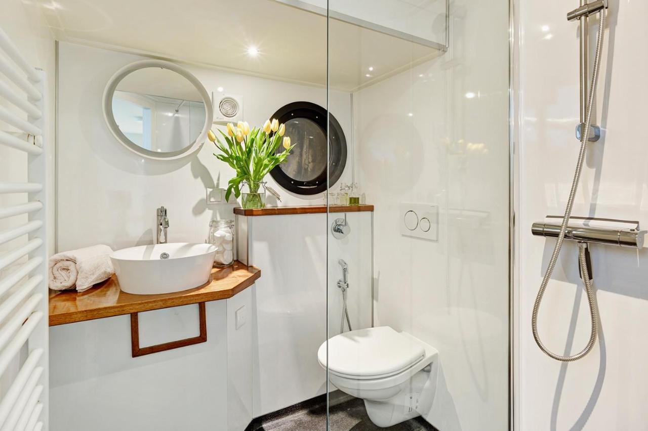 A304 Romantic Seaship In Center Bateau-hôtel *