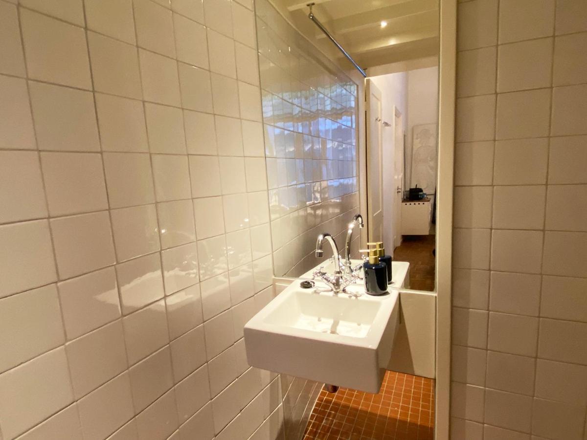 Canal Hideaway Amsterdam