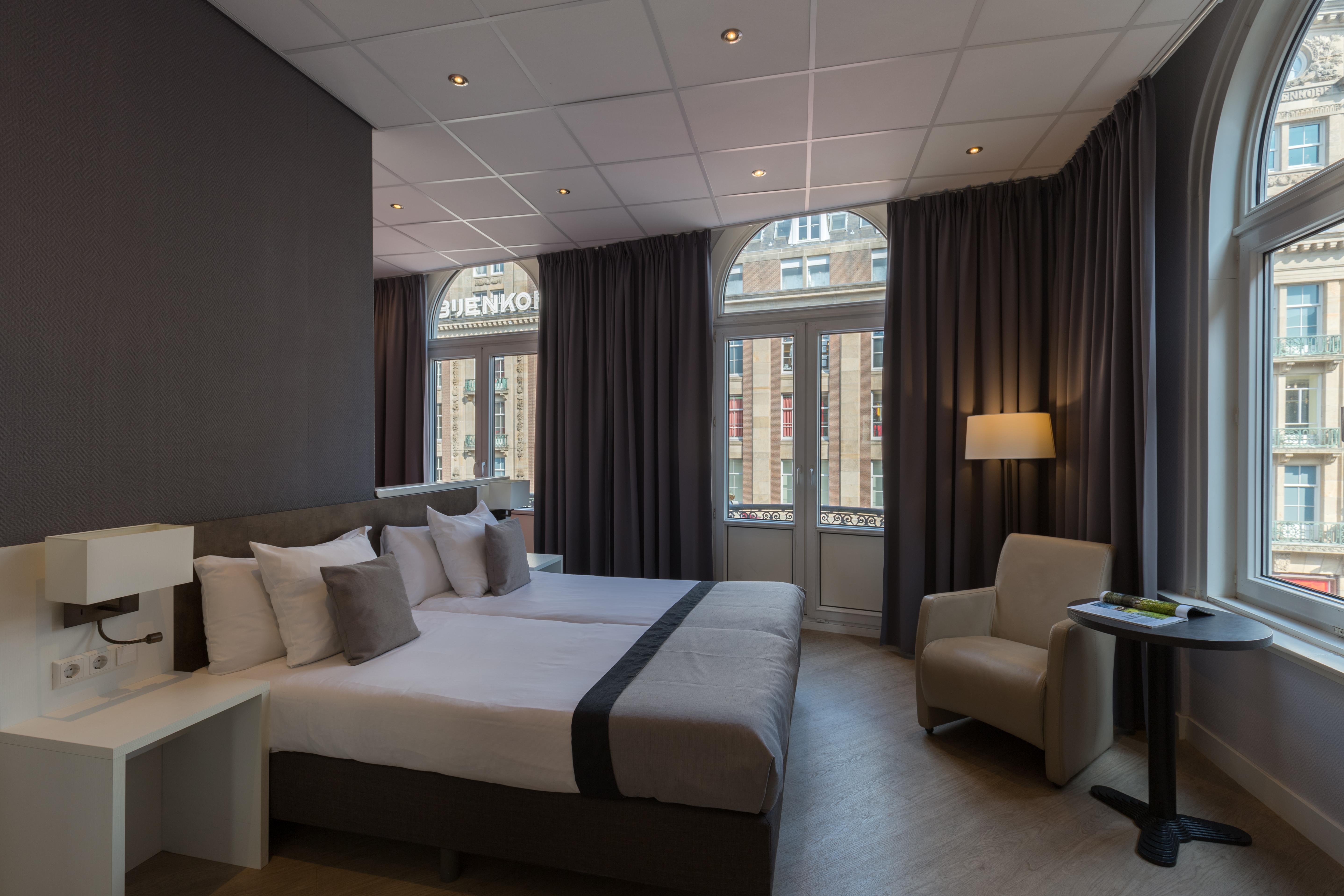 Hotel De Roode Leeuw