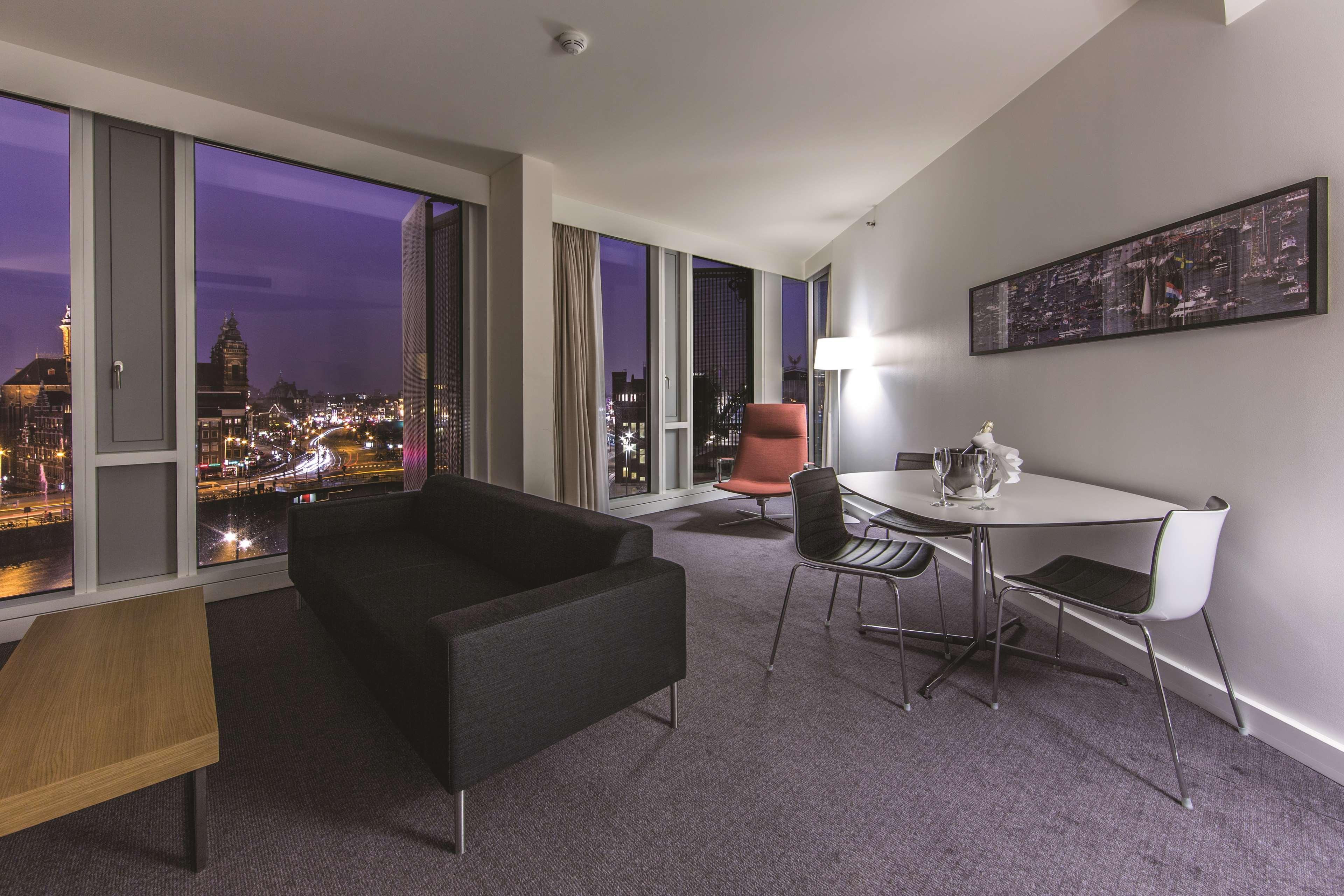 Doubletree By Hilton Station 4*
