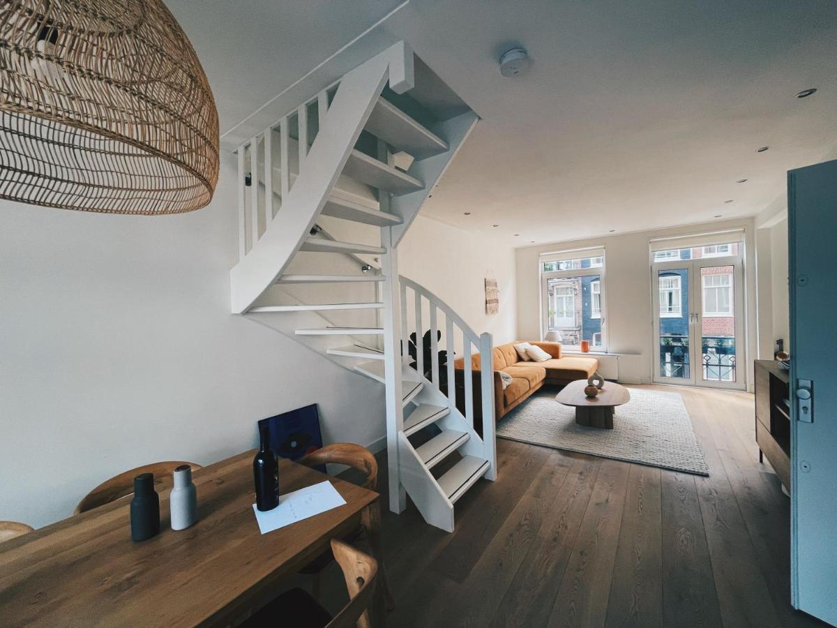 Spacious Designer Duplex Next To Park Appartement