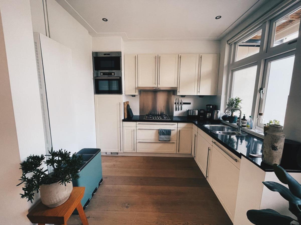 Spacious Designer Duplex Next To Park Appartement