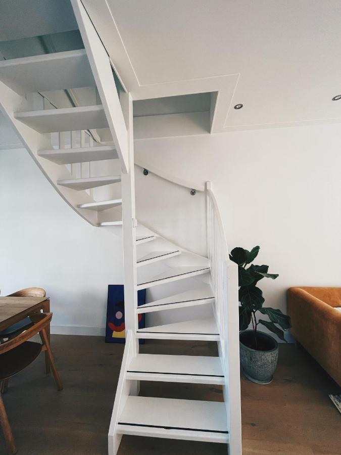 Spacious Designer Duplex Next To Park Amsterdam