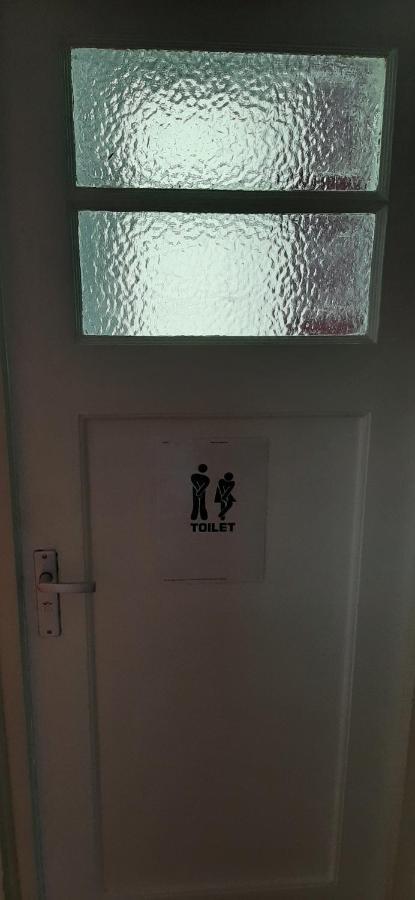 Nicole, Not For Parties, Not A Hotel, With Shared Bathroom, No Kitchen