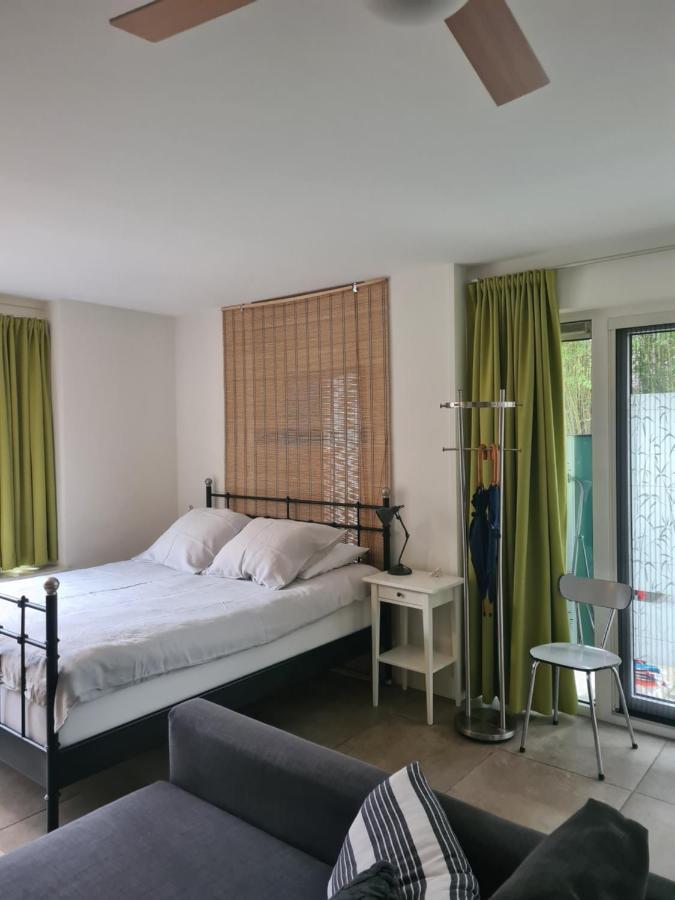 Couette-café Great Canal - Water View & Free Parking