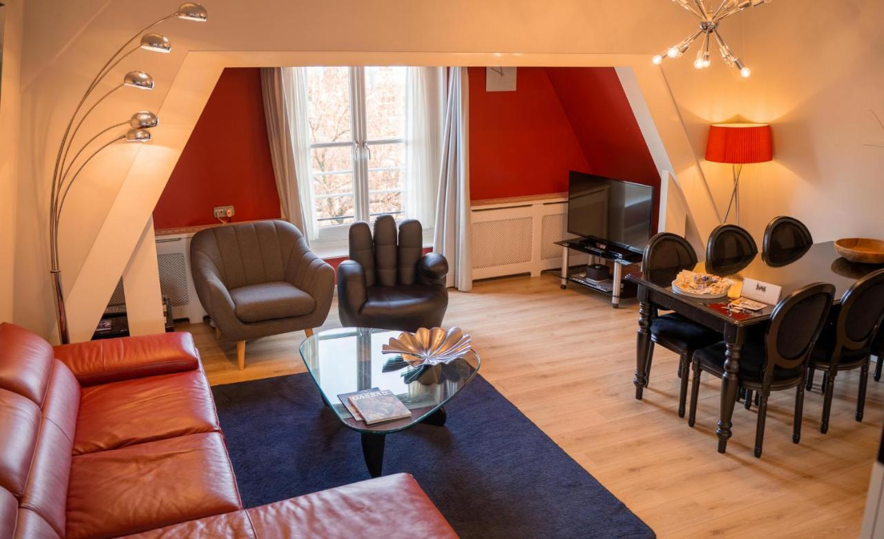 Dutch Masters Short Apartamento *