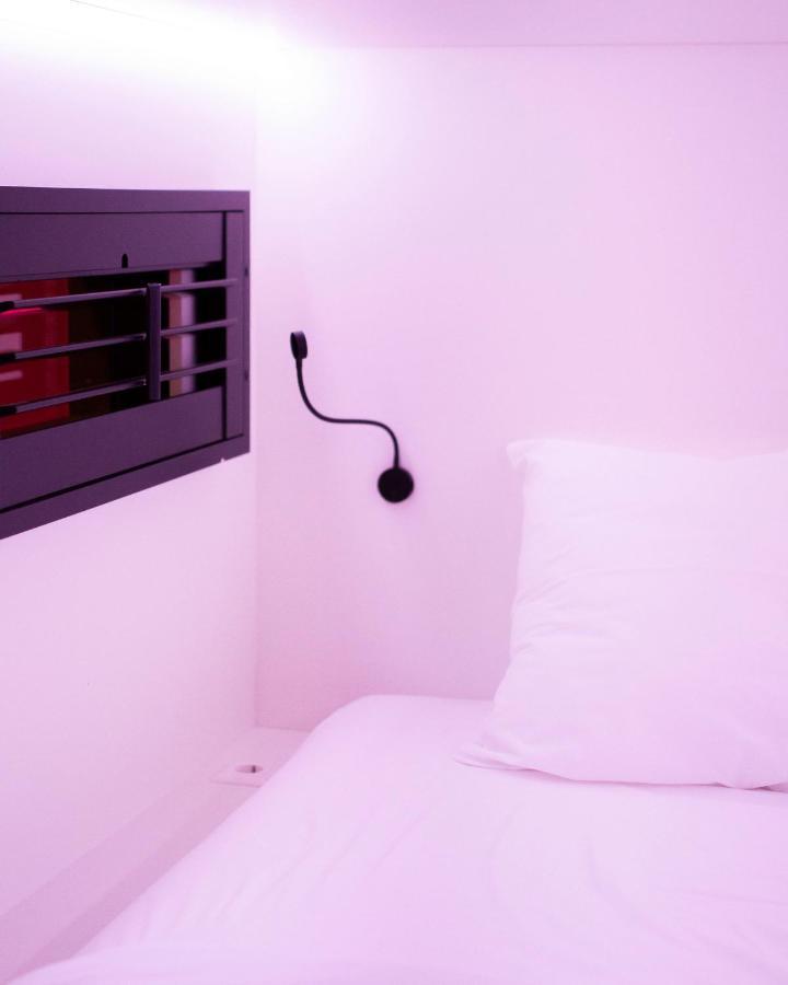 This HoTel Hostel