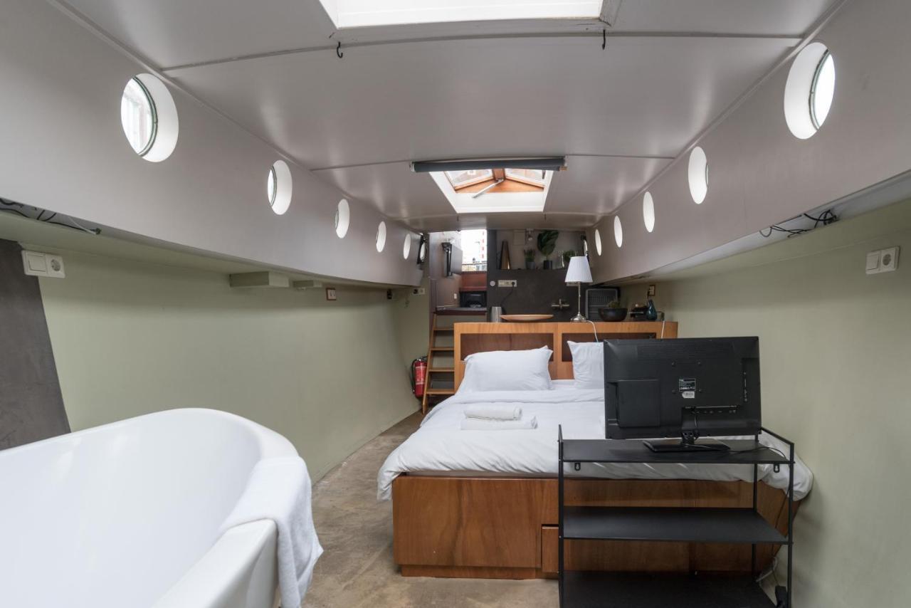 Hotel en barco Luxury Historic Boat