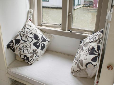 Asoka Woonboot Bateau-hôtel