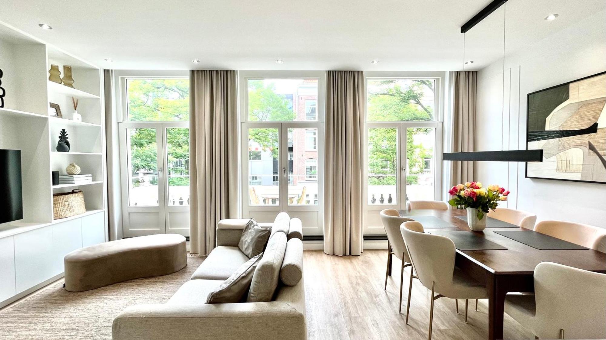 New Stylish 1 Bedroom W/ 2 Balconies In Centrum Appartement *