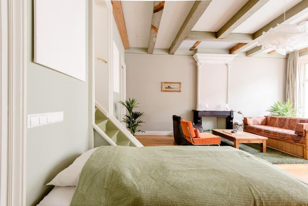 Stunning In The Center Of Old Appartement Amsterdam