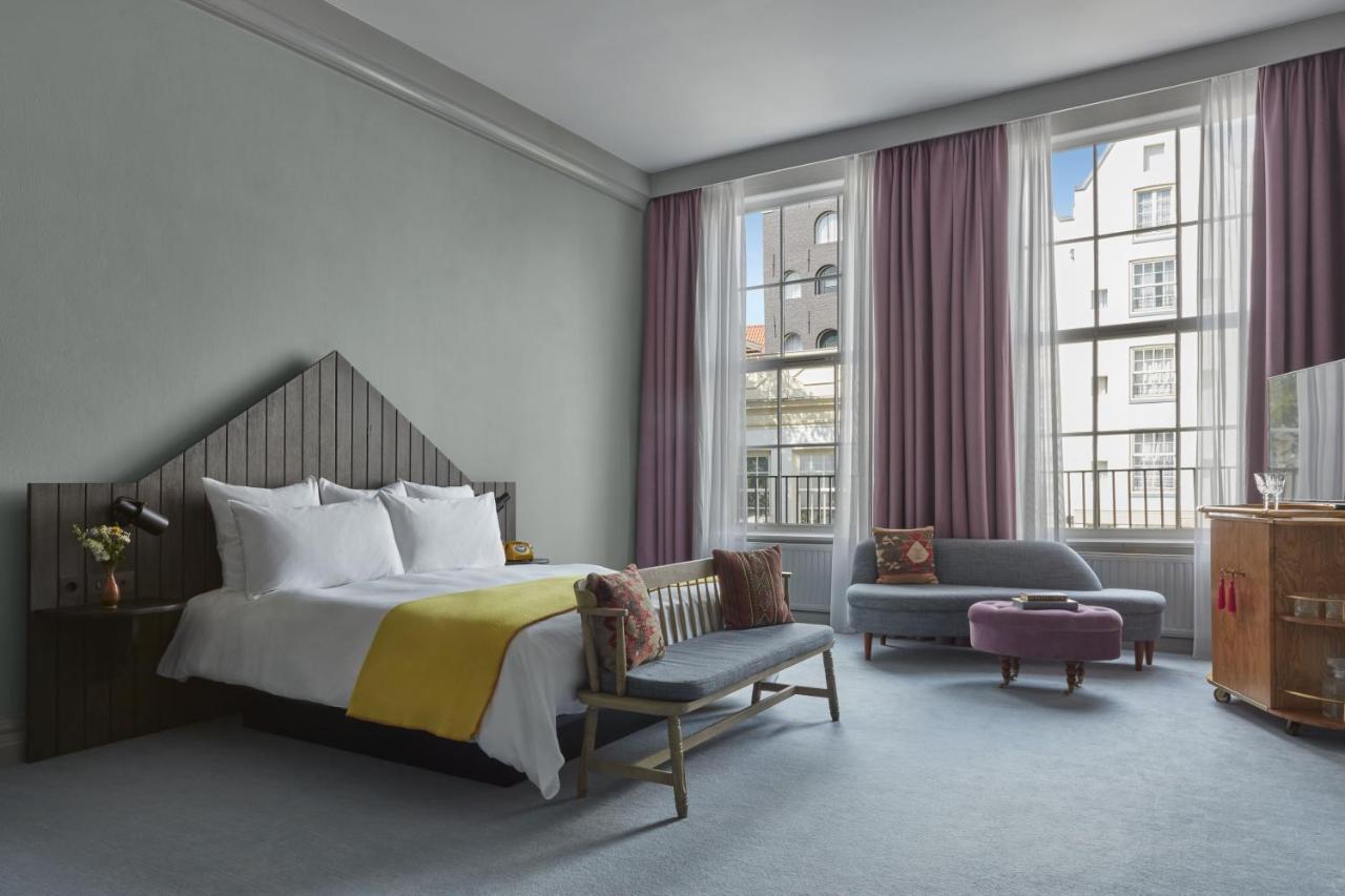 Pulitzer Hotel