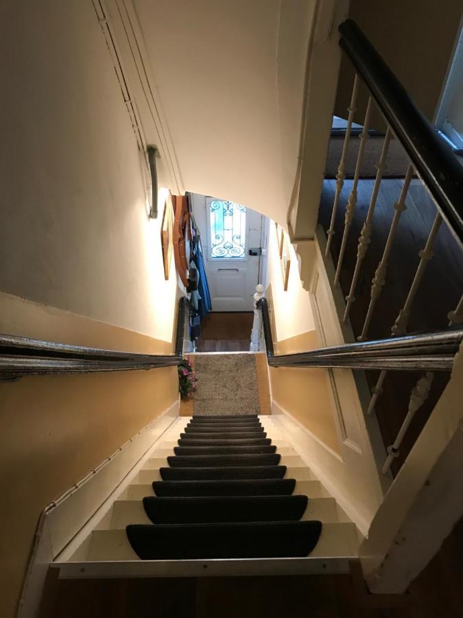 Six Appartement *