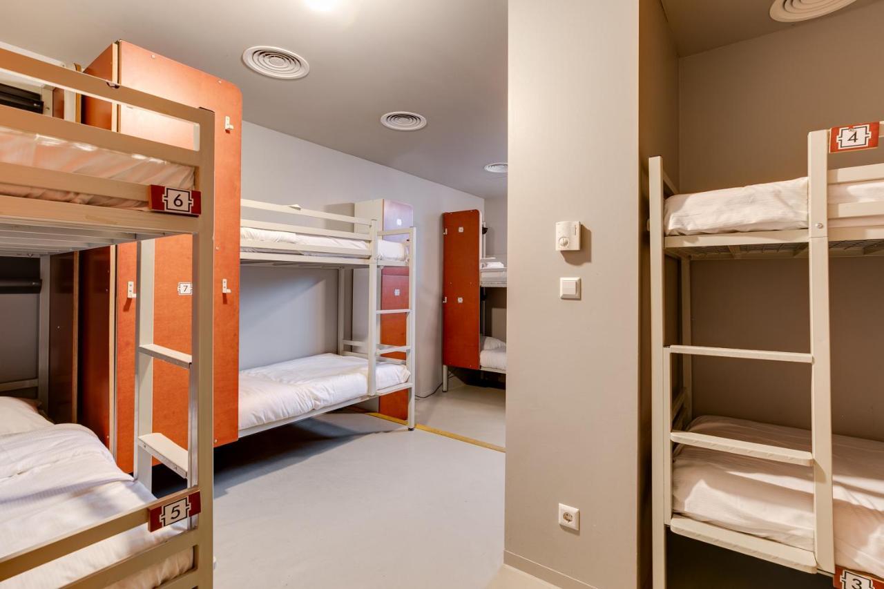 Clinknoord Hostal