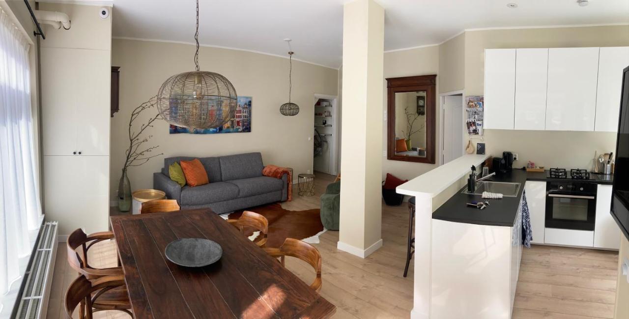 Very Ground Floor In A Great Location *