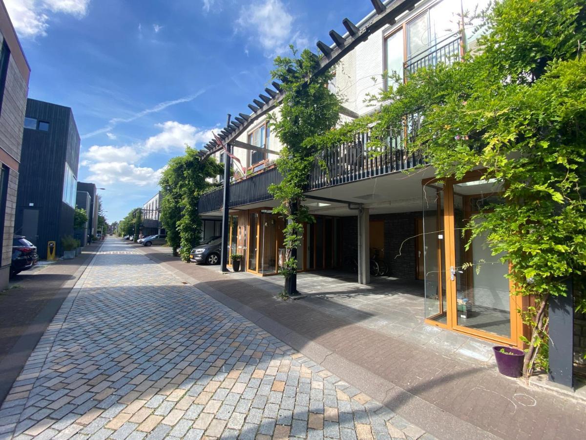 Bed and breakfast Private With Free Car Parking Ámsterdam
