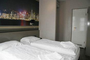 Hotel Tourist One 2*