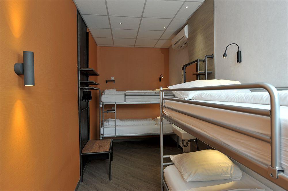 Tourist One 2* Amsterdam