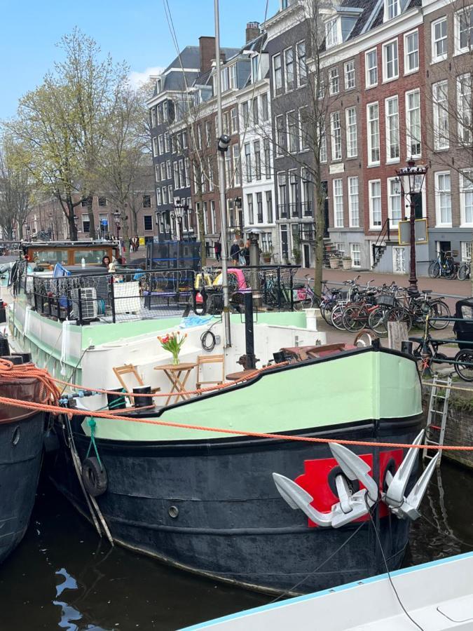 Skinny Bridge Houseboat Amstel View Ámsterdam