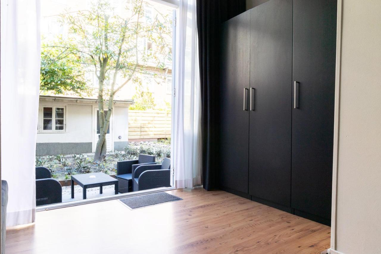 Frankendael Apartment