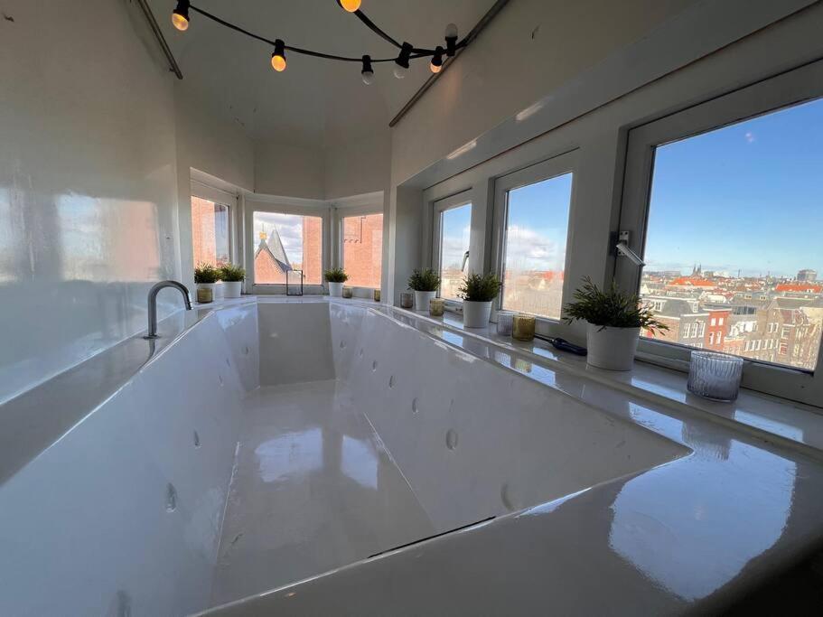 Hébergement de vacances Awesome Rooftop Penthouse With Large Terrace Amsterdam