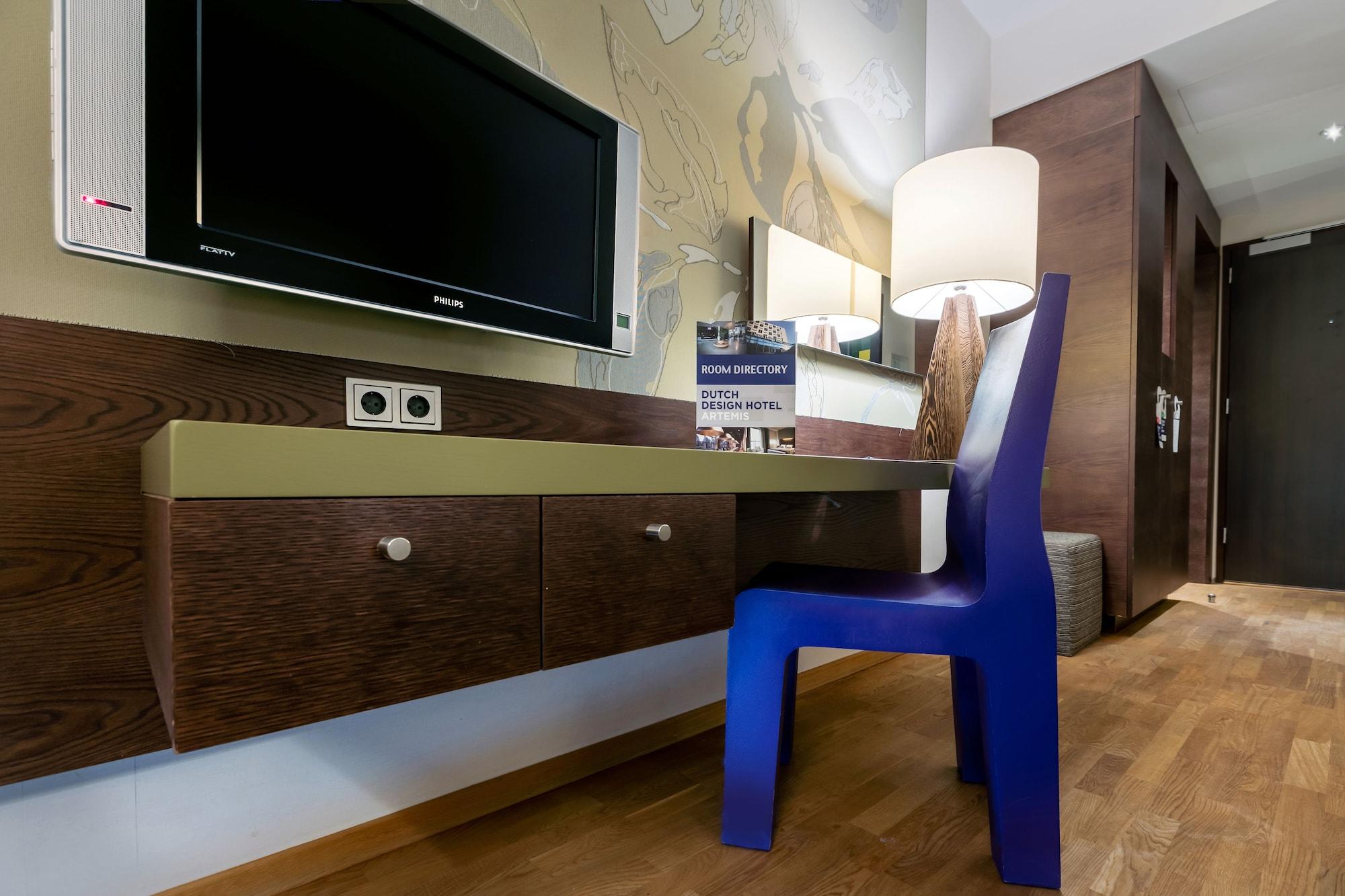 Hotel Artemis 4*