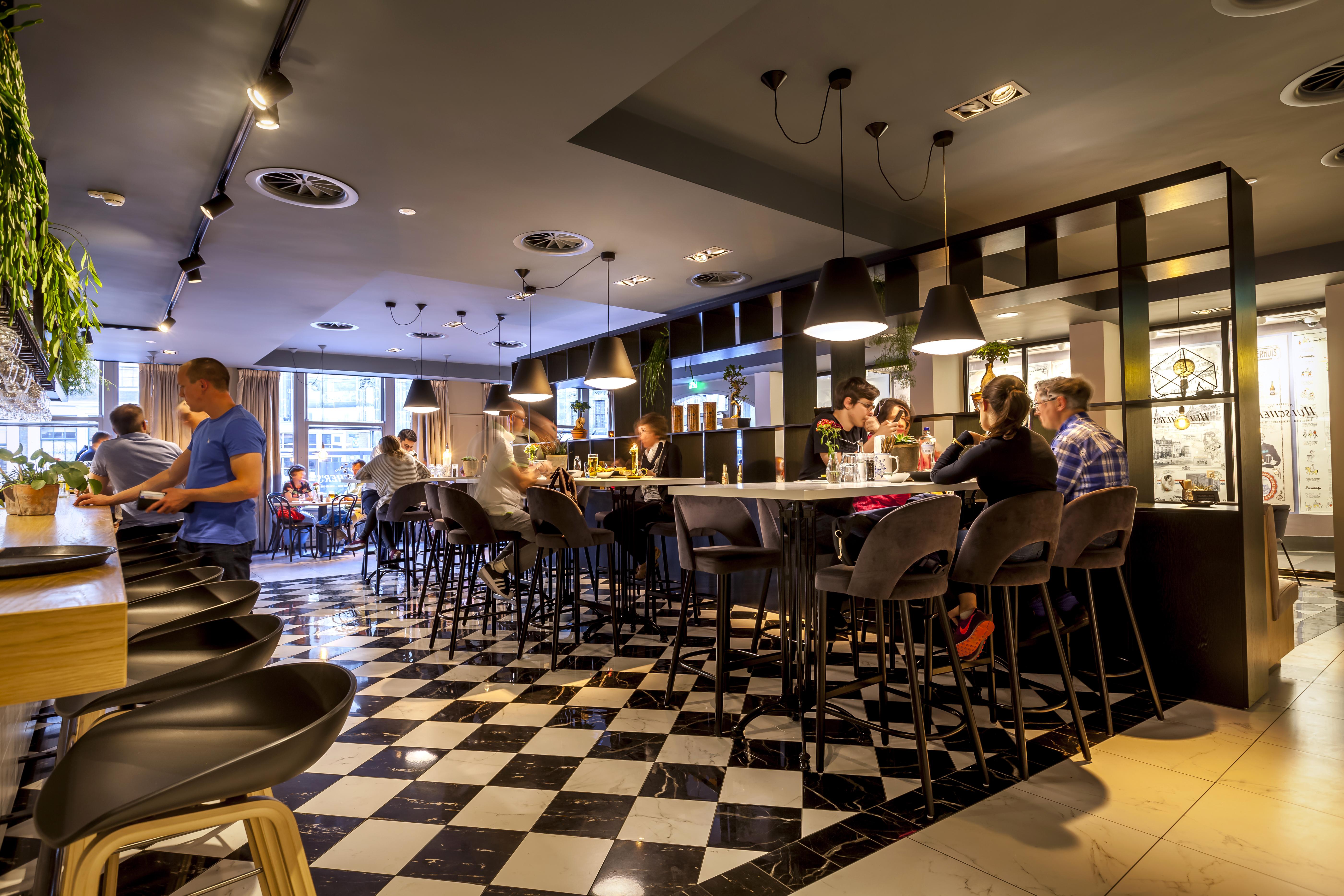 Port Cleve Hotel