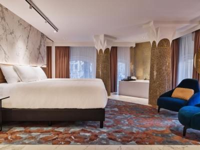Clayton American 4*