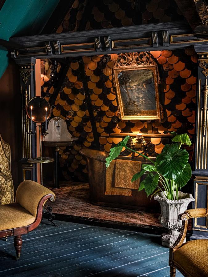 Private And Chique Salon De Franz - With Large Terrace Couette-café