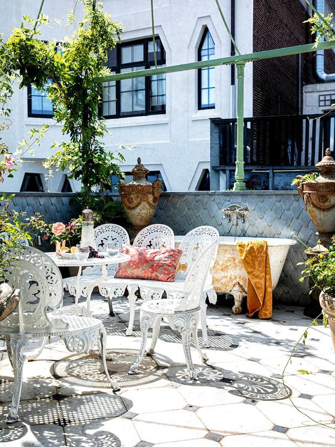 Private And Chique Salon De Franz - With Large Terrace Couette-café