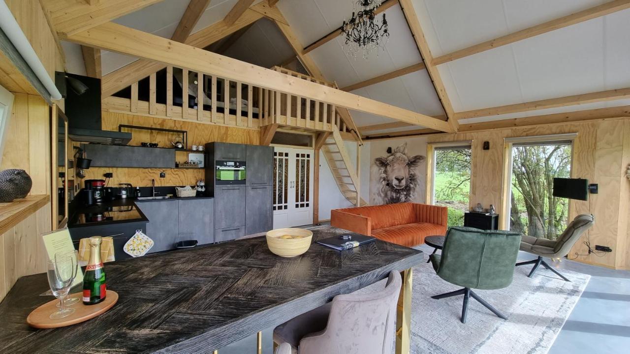 Farmers Lodge, A With A Skyline View In Rural * Amsterdam