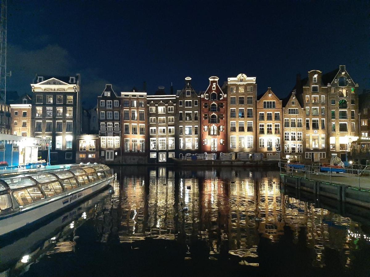 Couette-café Whole Wheelhouse Euphrate Houseboat Amsterdam