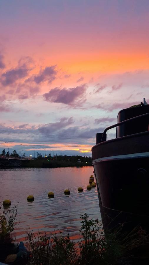 Whole Wheelhouse Euphrate Houseboat Amsterdam