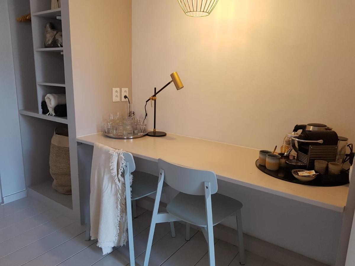 The Superstay Boutique Guestroom Couette-café