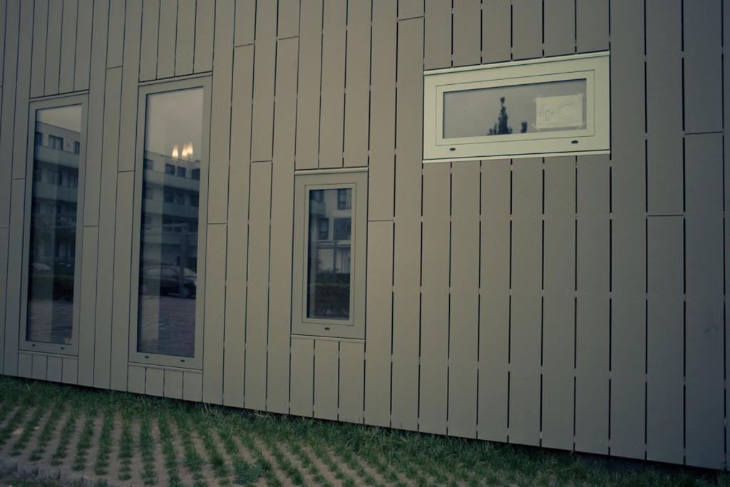 Private Eco Wooden Studio With Bath And Bikes And Garden Maison d'hôtes Amsterdam