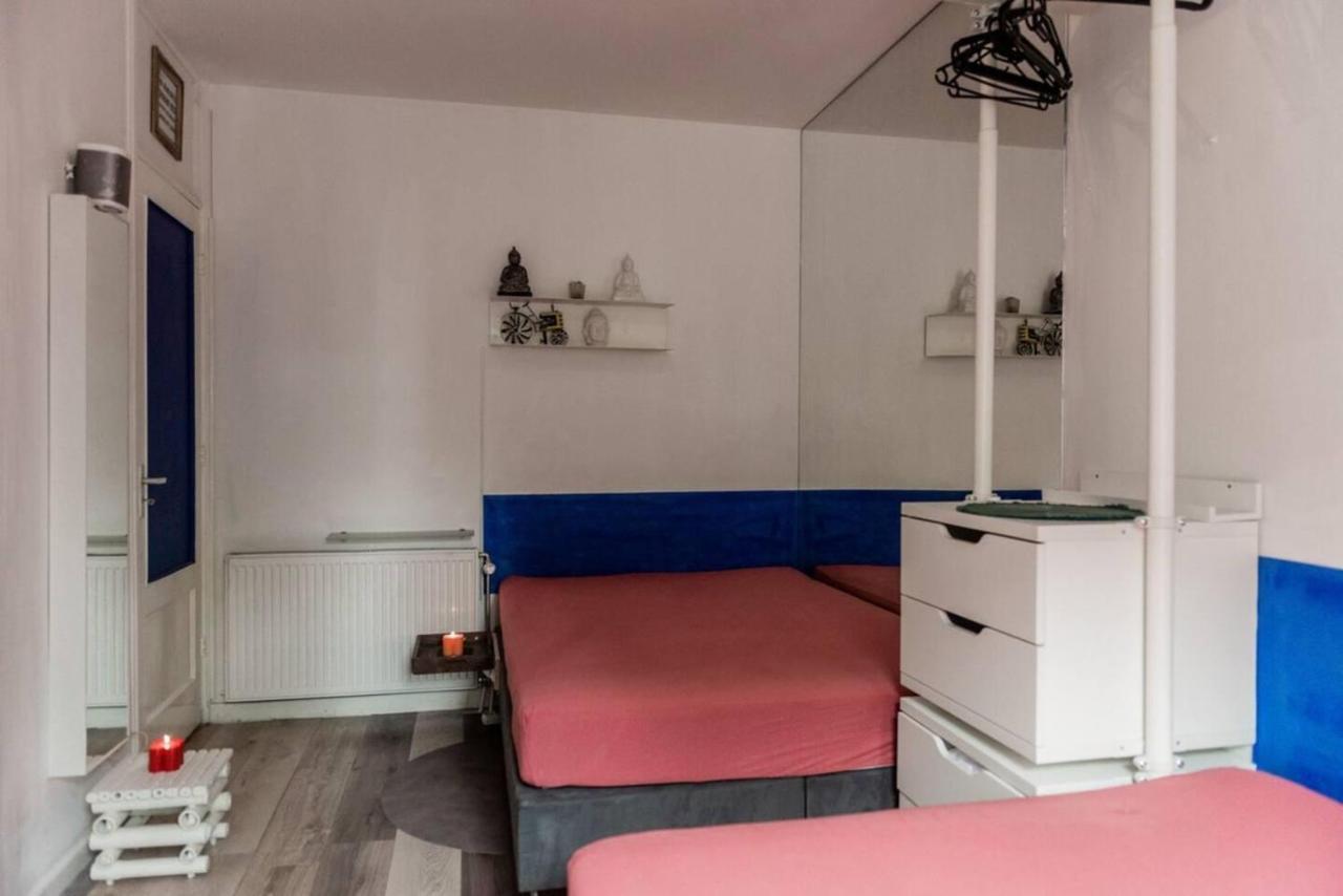 Ferienhaus 2 Double Bed In Sunny House In West *