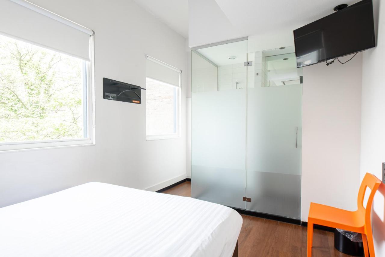 Easyhotel Centre South Hotel 2*