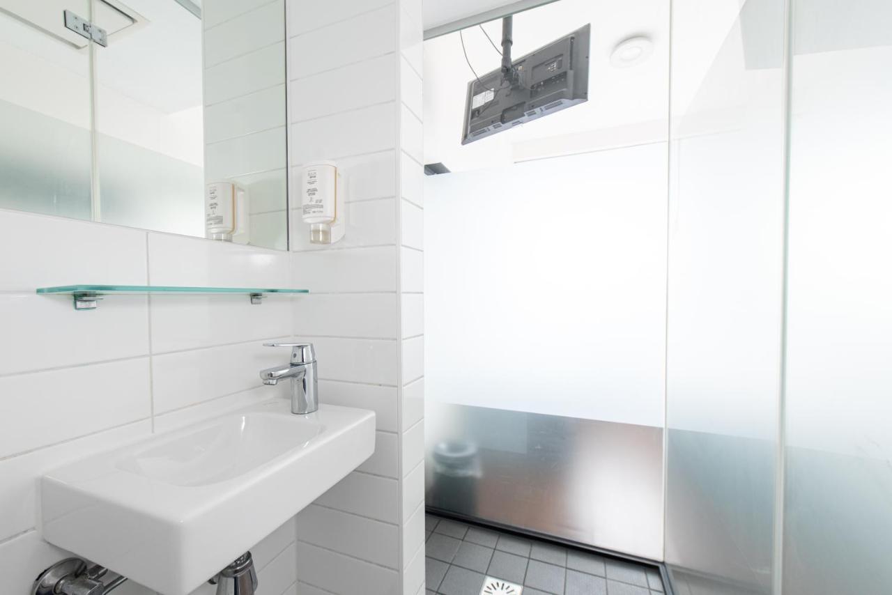 Easyhotel Centre South Hotel 2*