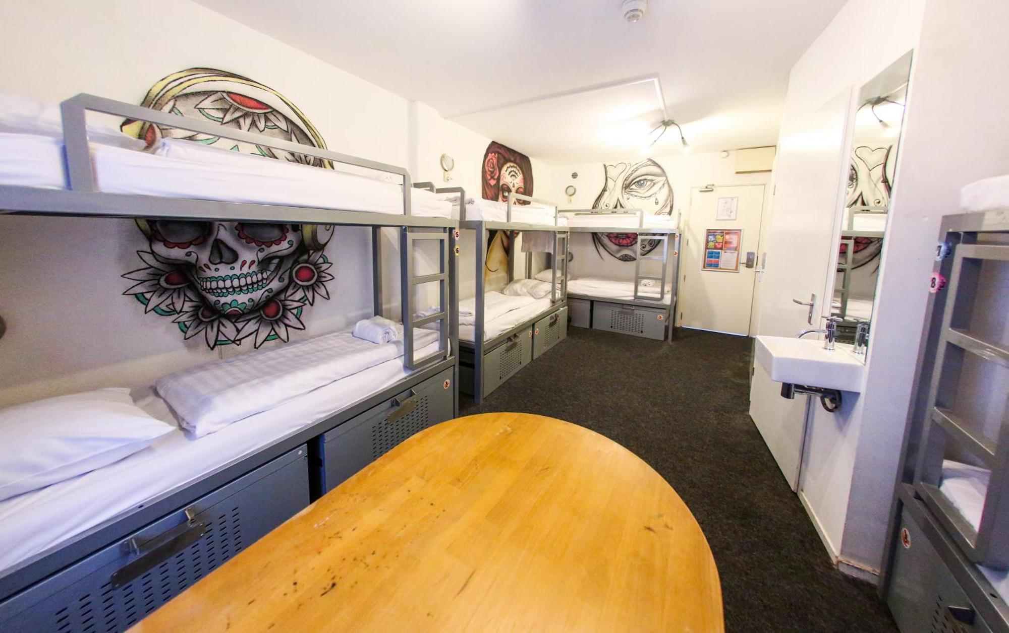 St Christopher'S Inn Amsterdam - The Winston Hostel