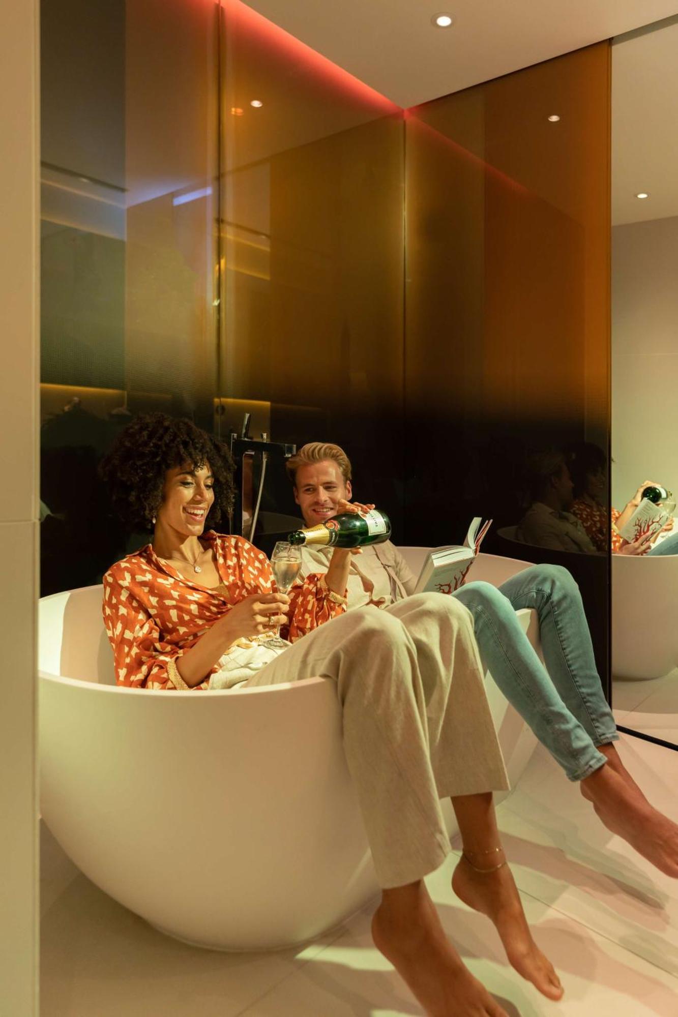 Art'otel Amsterdam, Powered By Radisson 4* Ámsterdam