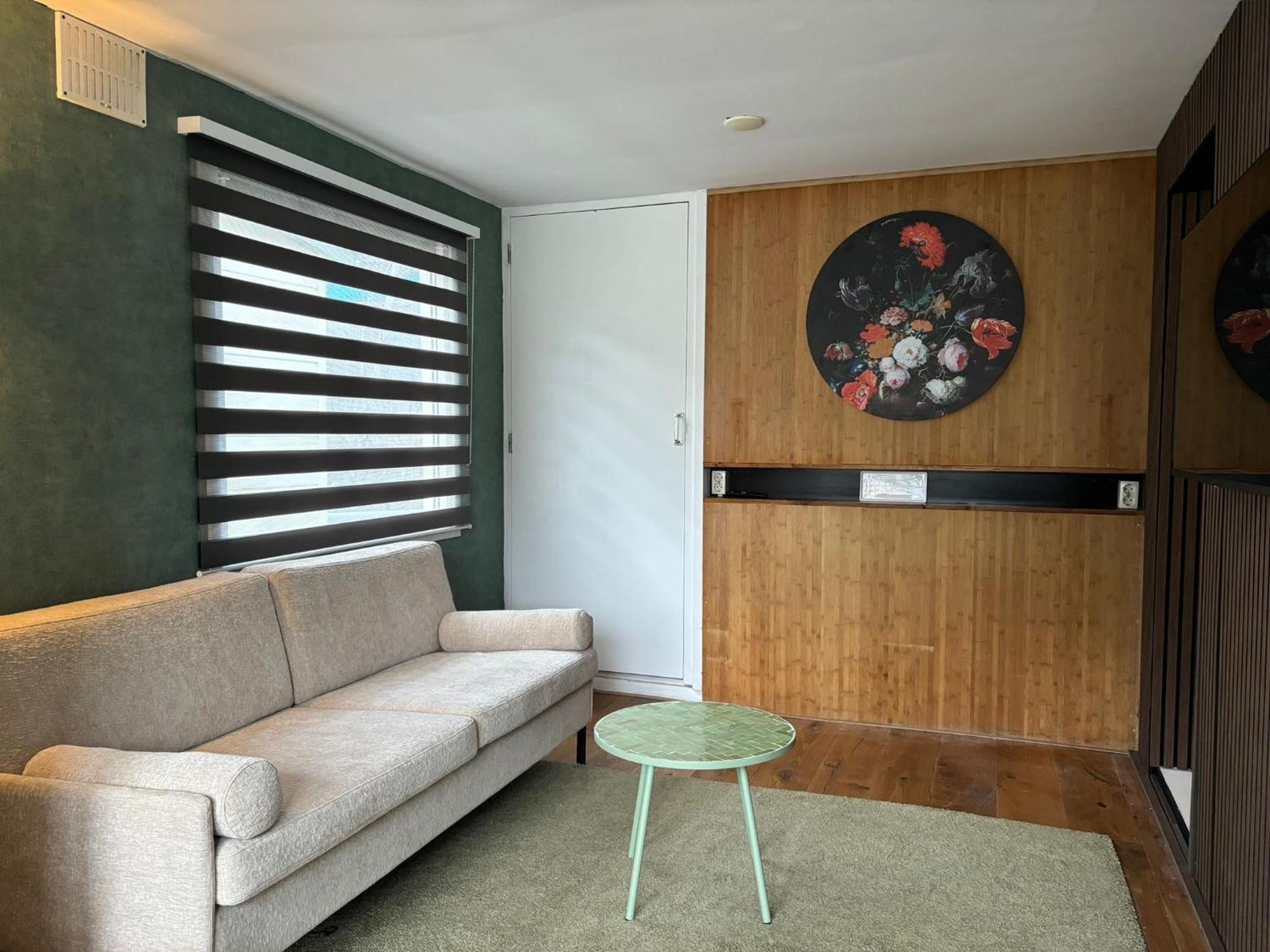 Frühstückspension Luxury On Robs Houseboat Special For Couples Amsterdam