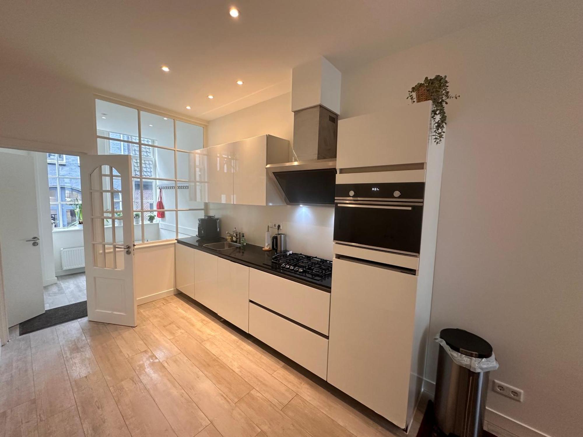 Tulip House Luxury - Location - Rijksmuseum - Leidseplein 120 M2 Private With Kitchen * Amsterdam