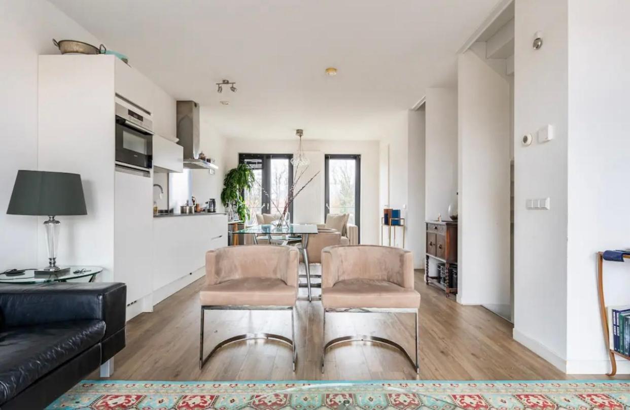 4-bedroom- Central Located- 120 Sqr Meter Appartement Amsterdam