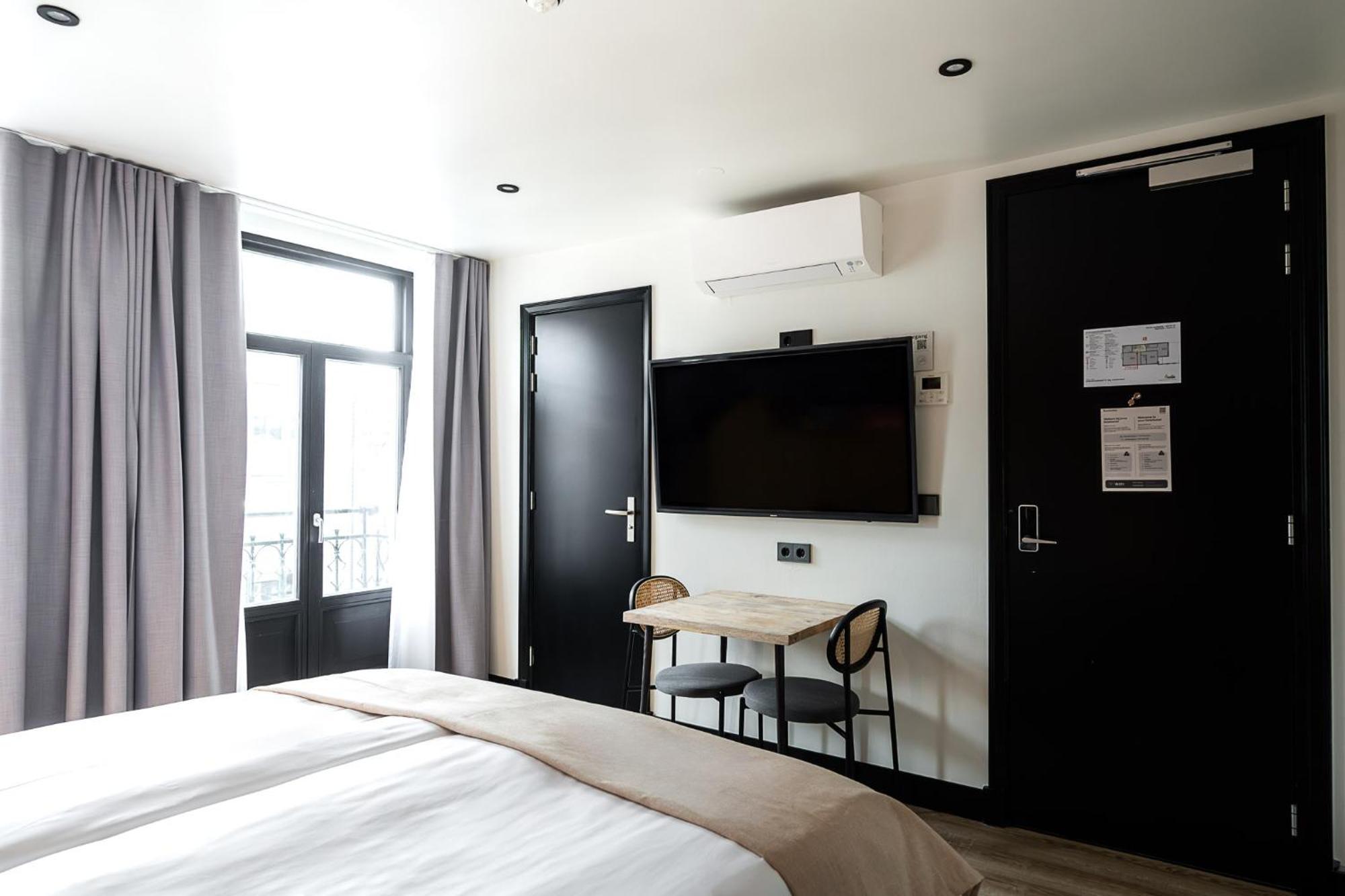 Limehome Leidsekruisstraat Hotel *