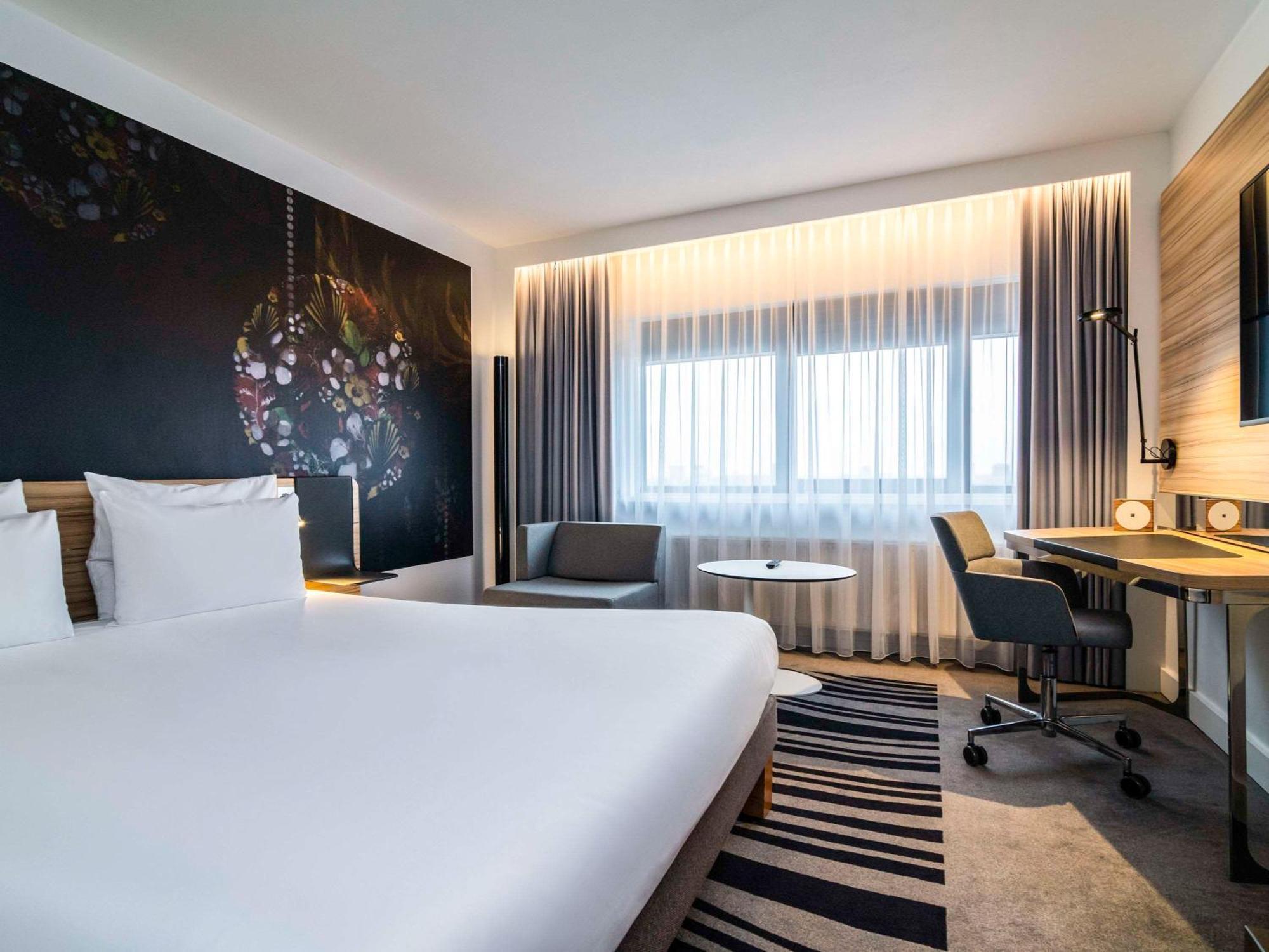 Novotel Hotel 4*