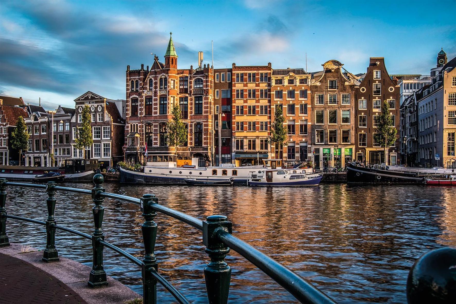 Eden Hotel 4*