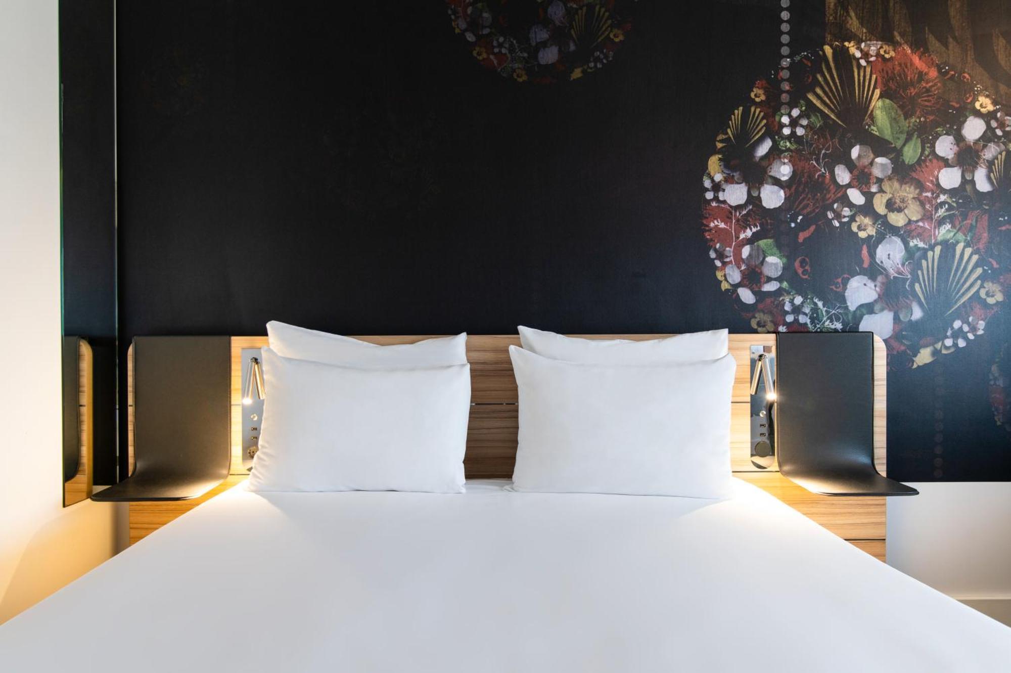 Novotel Hotel 4*