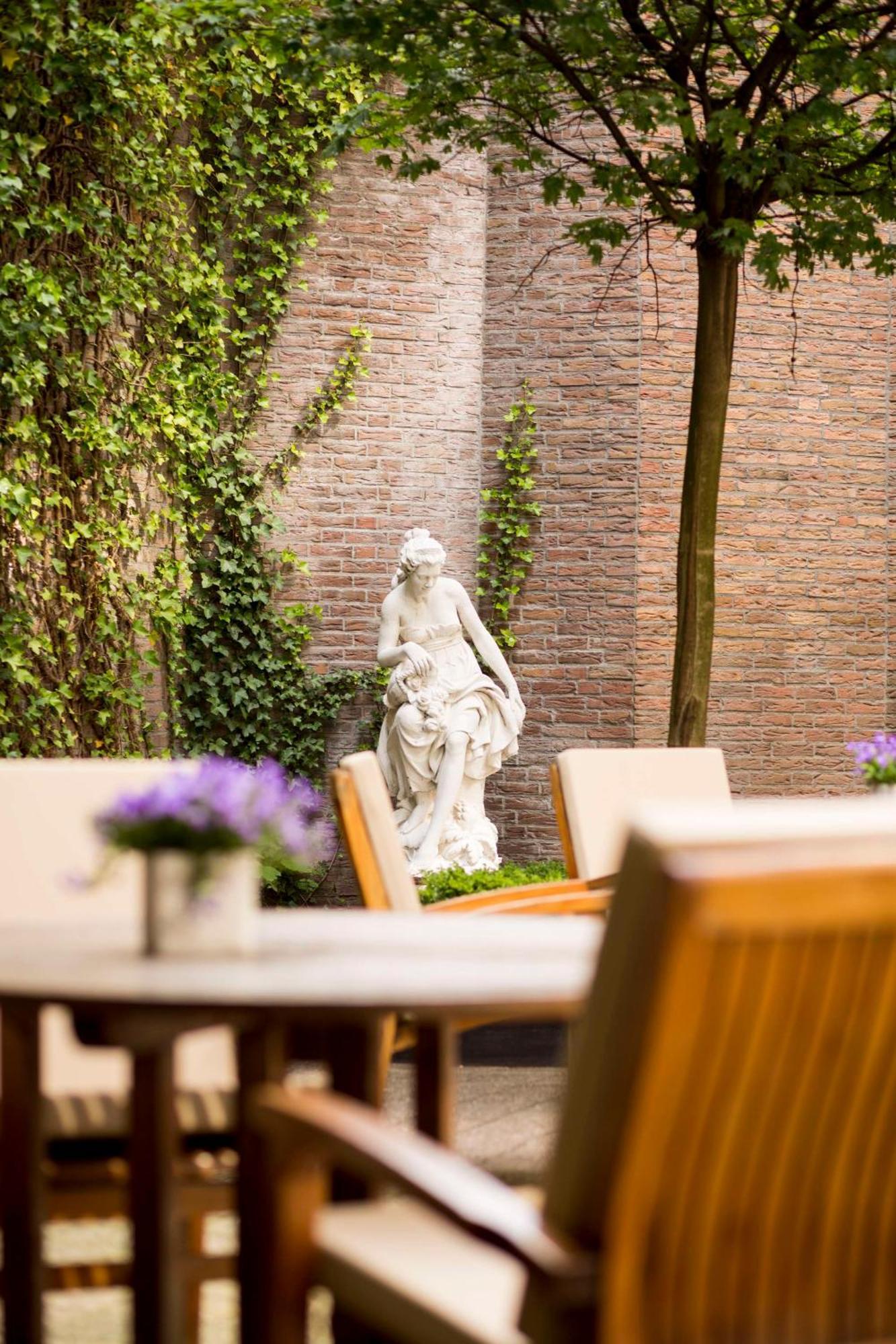 Hotel Nh Leidseplein 4*