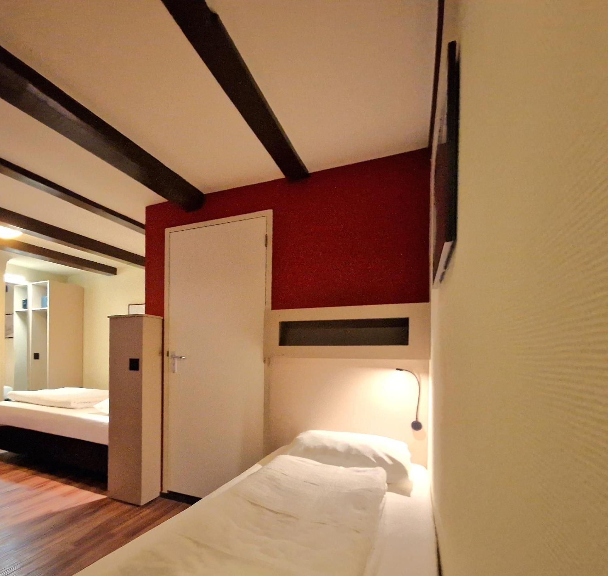 Hotel A-train 3*